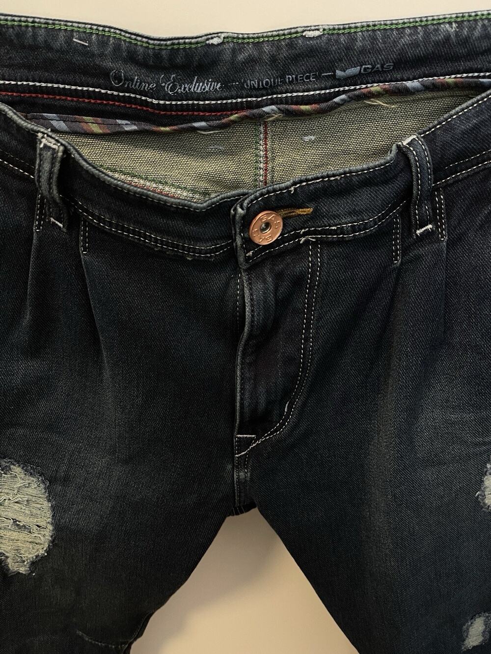 Gas Men's Distressed Denim Jeans Size 36 Slim Fit NWOT GF